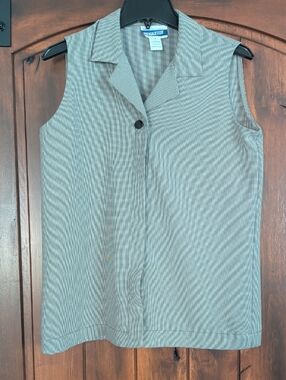 Pendleton Sleeveless Houndstooth Tunic in Black And White